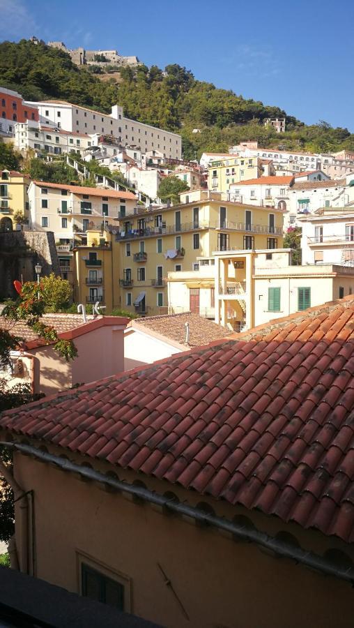 Luciani 33 Luxury Rooms Salerno Kültér fotó
