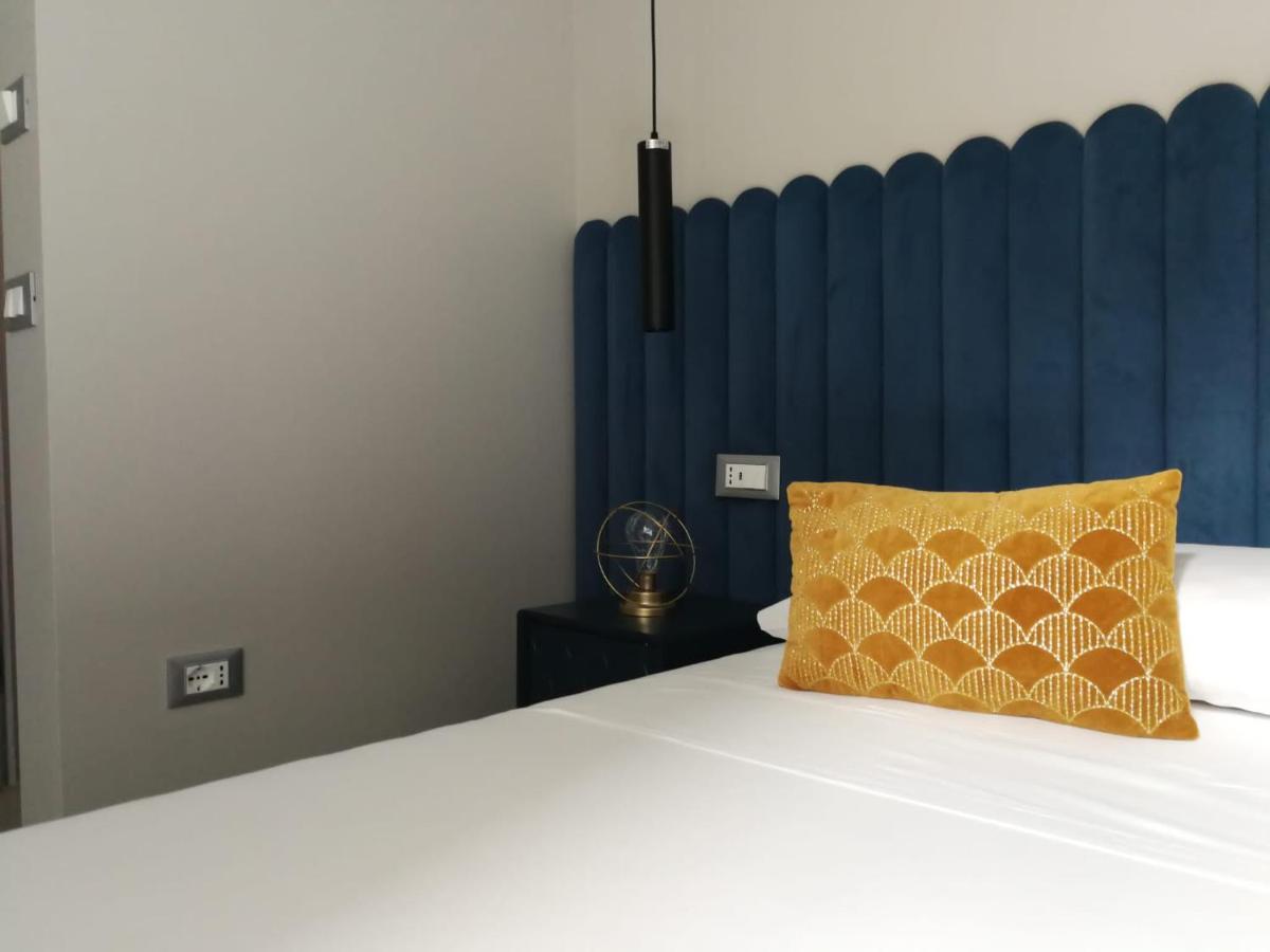 Luciani 33 Luxury Rooms Salerno Kültér fotó