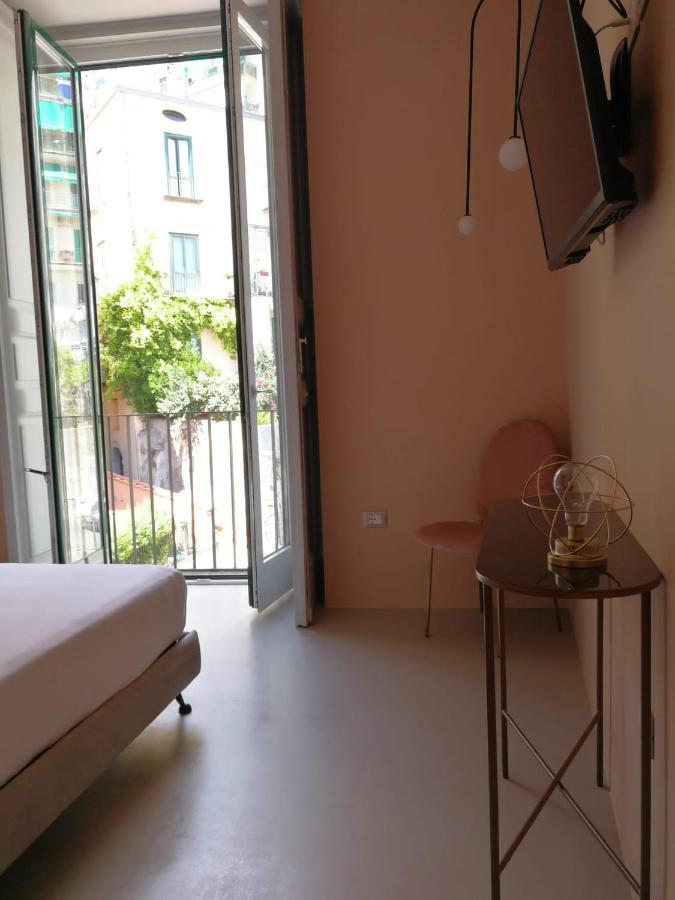 Luciani 33 Luxury Rooms Salerno Kültér fotó